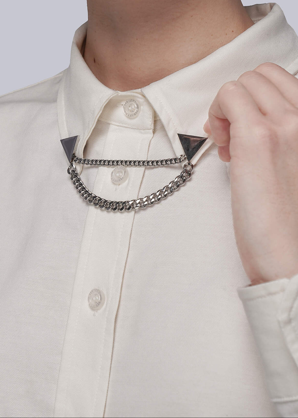 The Empower Multi Chain Collar Clips
