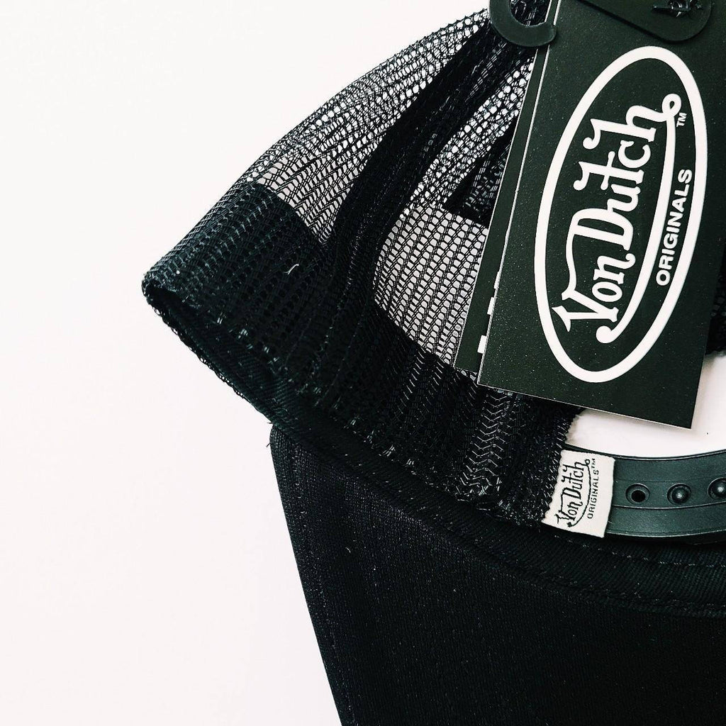 Vintage Black And White Von Dutch Cap / Von Dutch Cap / Von Dutch Trucker Cap. Von Dutch Flying Eyeball Hat Deadstock New With Tags